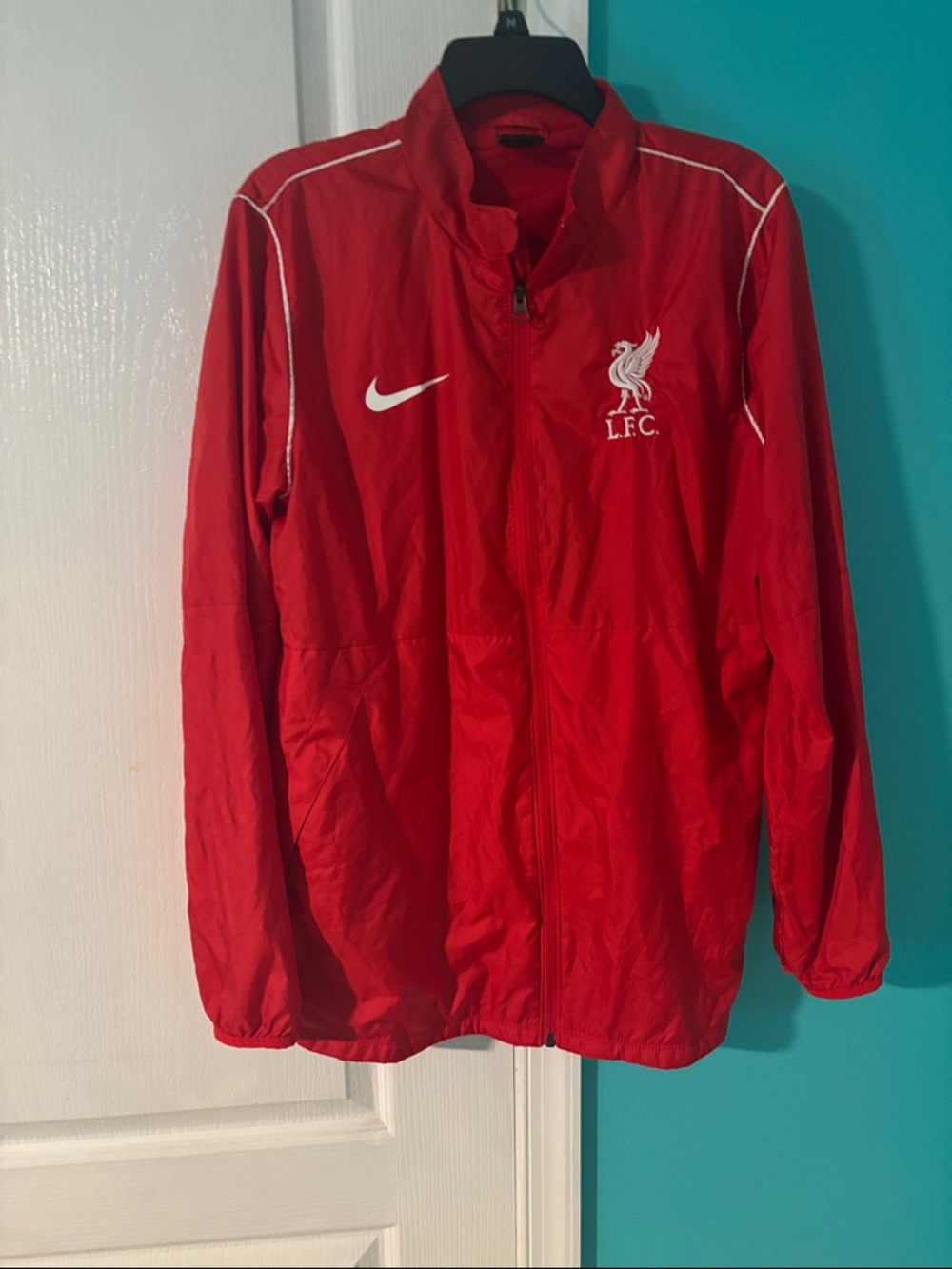 Nike Red Liverpool FC Full-Zip Jacket with White Accents Men’s Large